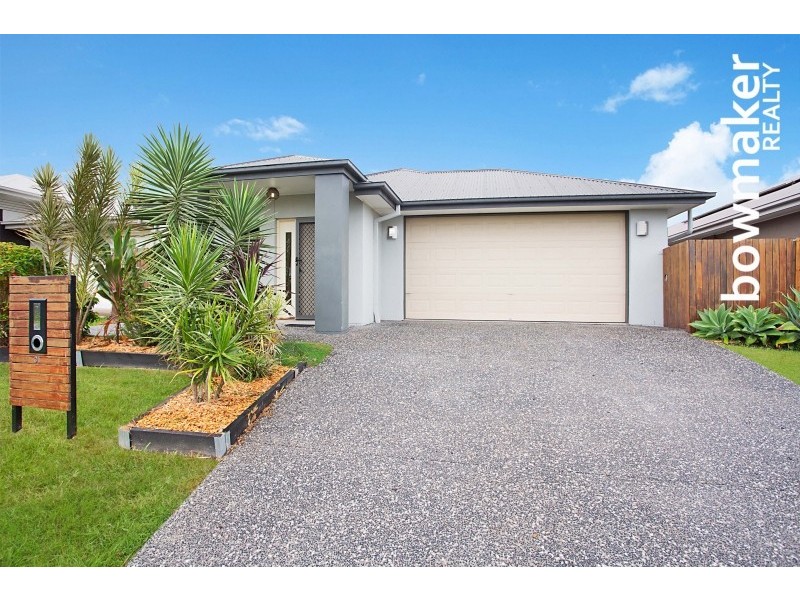 31 Riviera Crescent, North Lakes QLD 4509