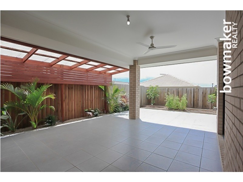 130 Mackintosh Drive, North Lakes QLD 4509