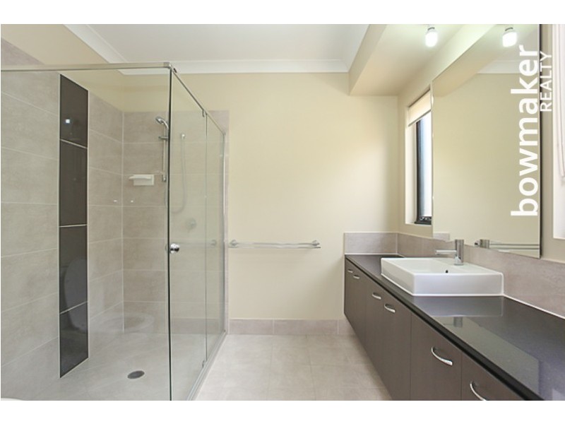 130 Mackintosh Drive, North Lakes QLD 4509