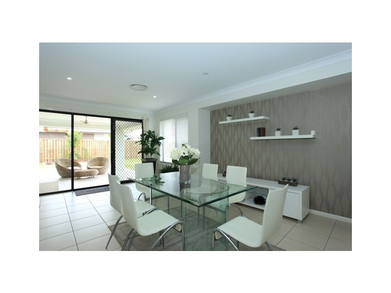 21 Williams Crescent, North Lakes QLD 4509