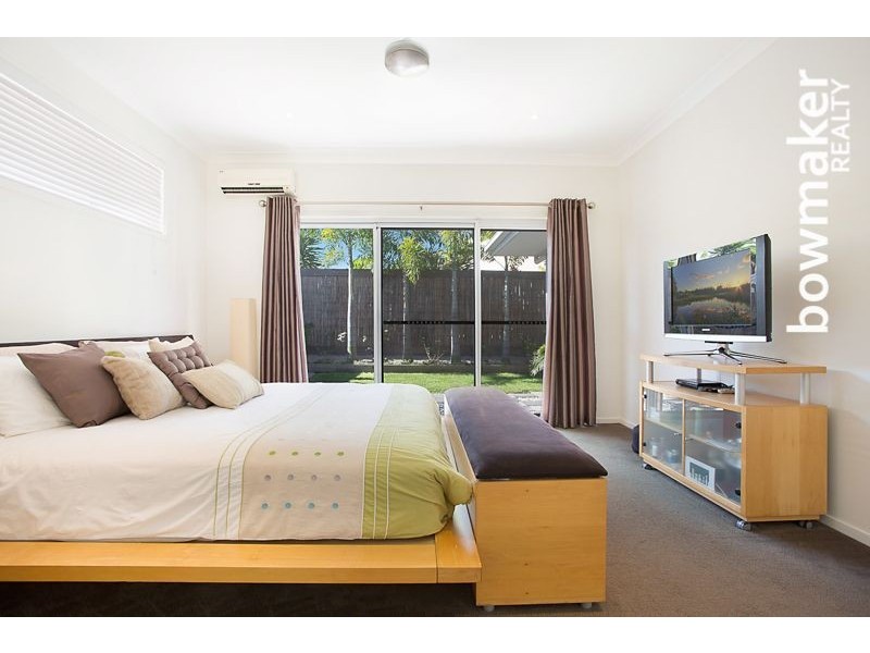 74 Nicklaus Parade, North Lakes QLD 4509