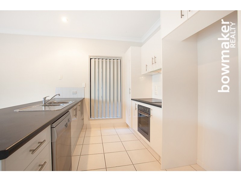 24 Menara Circuit, North Lakes QLD 4509