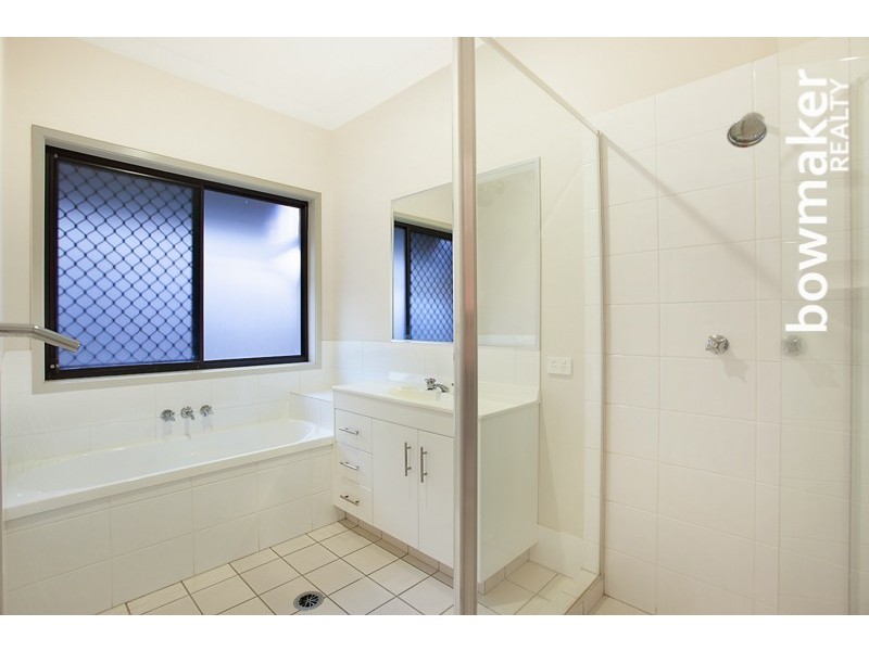 24 Menara Circuit, North Lakes QLD 4509
