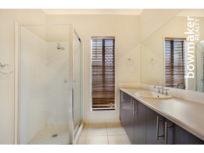 40 Denham Crescent, North Lakes QLD 4509
