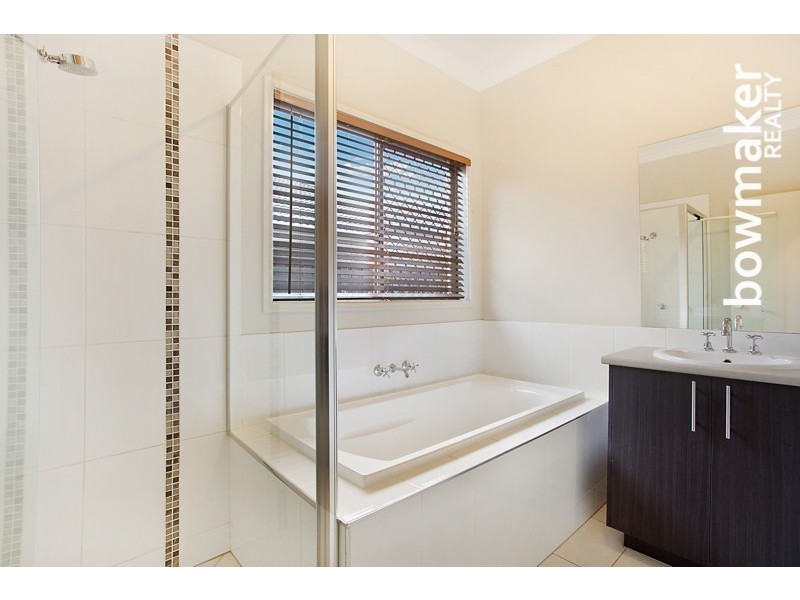 40 Denham Crescent, North Lakes QLD 4509