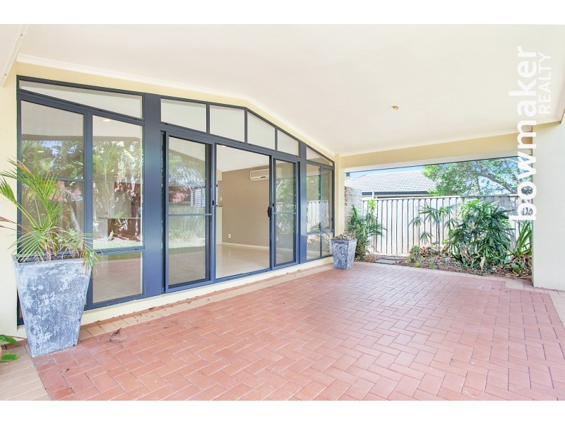 15 Lochern Court, North Lakes QLD 4509