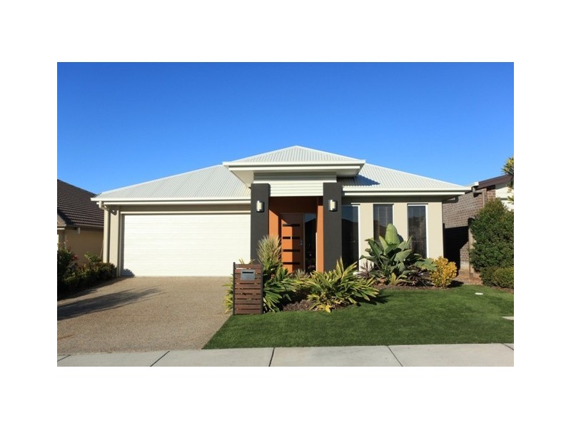 11 Chrysler Parade, North Lakes QLD 4509