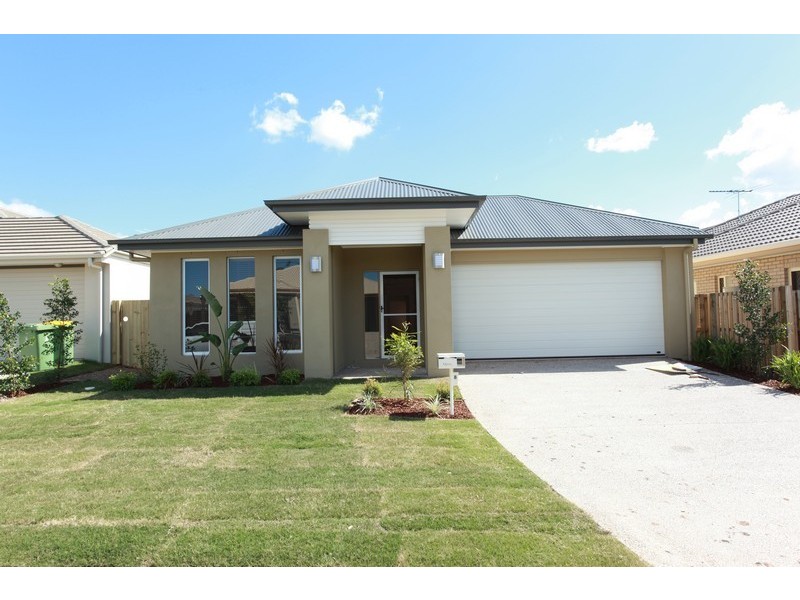 8 Lanagan Circuit, North Lakes QLD 4509