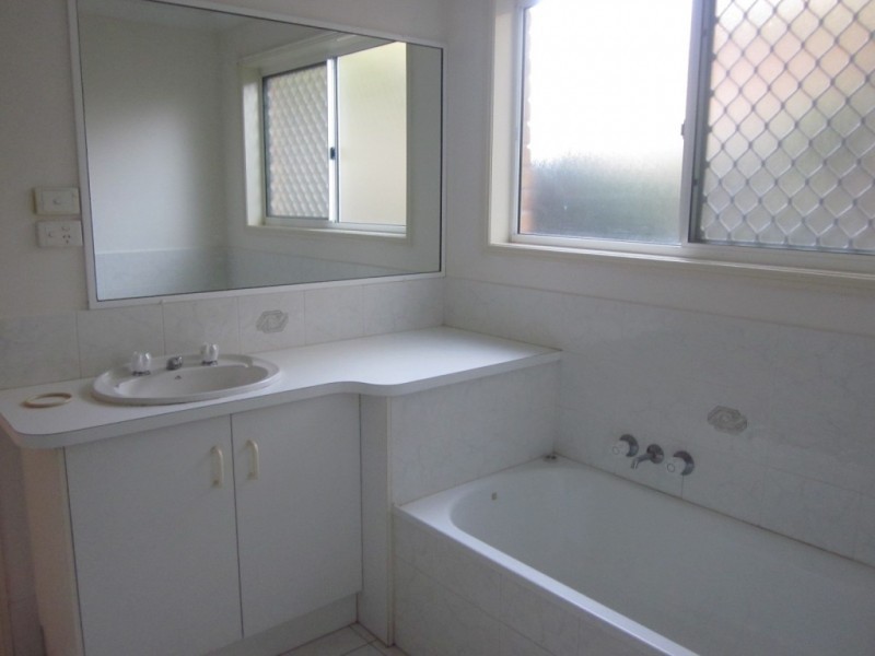 20 Wyena Street, Kallangur QLD 4503