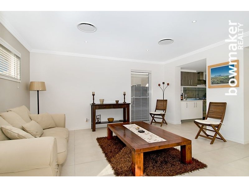18 Astley Parade, North Lakes QLD 4509