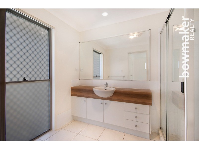 6 Caper White Court, Kallangur QLD 4503