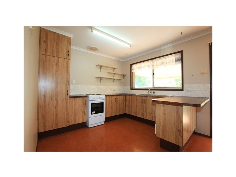 10 Robin Court, Kallangur QLD 4503