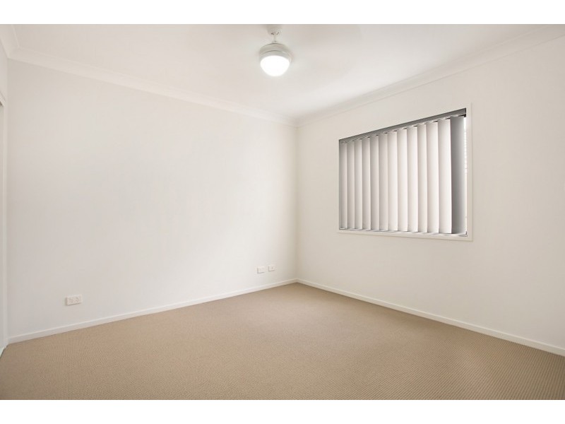 2/49 Leigh Crescent, Dakabin QLD 4503
