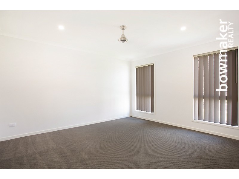 35 Apple Circuit, Griffin QLD 4503
