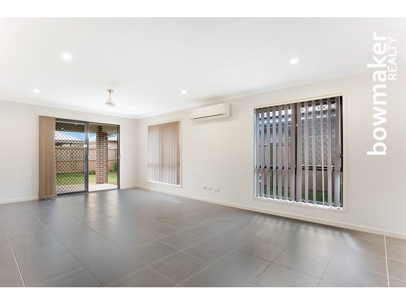 35 Apple Circuit, Griffin QLD 4503