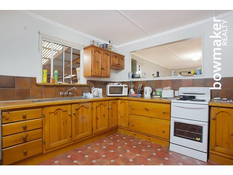 8 Kent Street, Kallangur QLD 4503