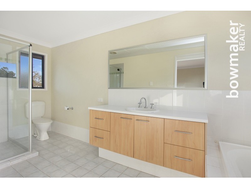 8 Elkington Circuit, North Lakes QLD 4509