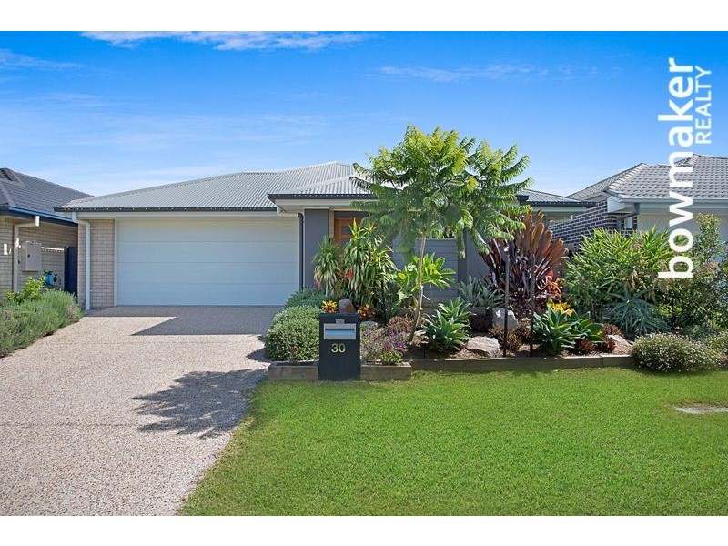 30 Dickson Crescent, North Lakes QLD 4509