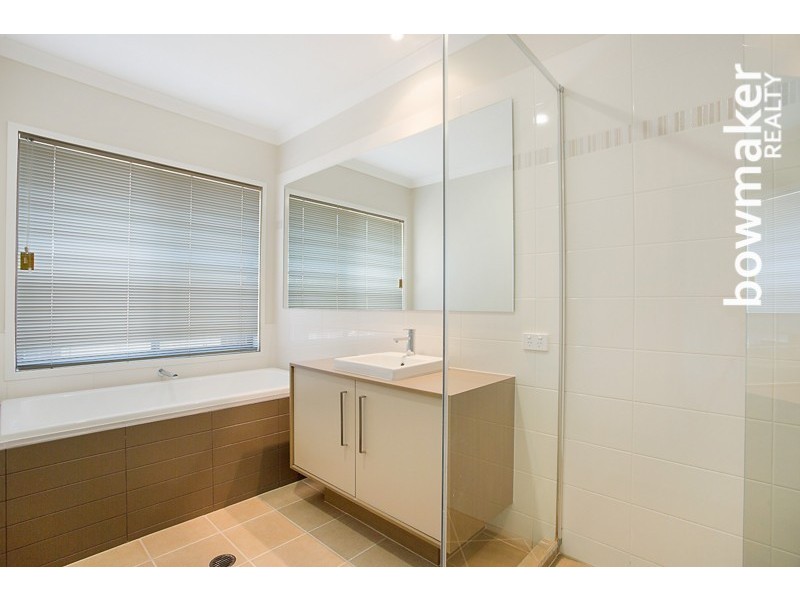 3 Nullarbor Circuit, North Lakes QLD 4509