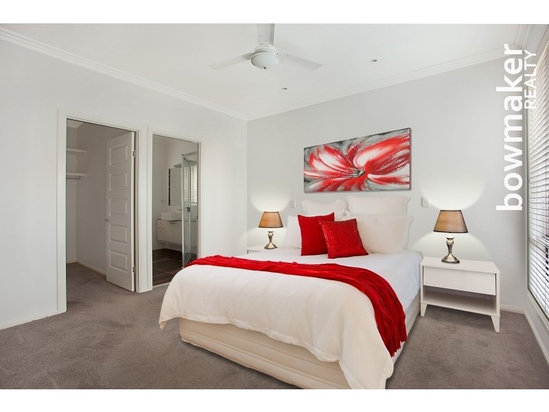 66 Mackintosh Drive, North Lakes QLD 4509