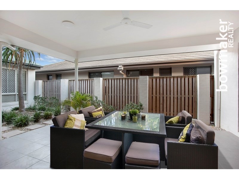 66 Mackintosh Drive, North Lakes QLD 4509