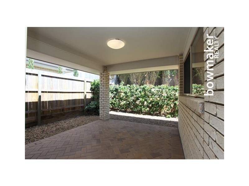 90 Mackintosh Drive, North Lakes QLD 4509