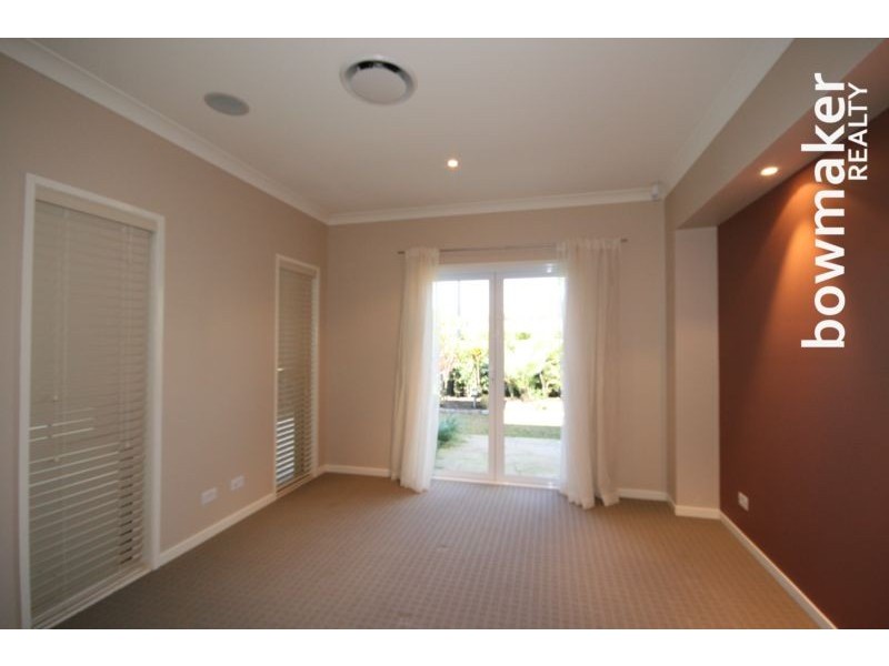 16 Elkington Circuit, North Lakes QLD 4509