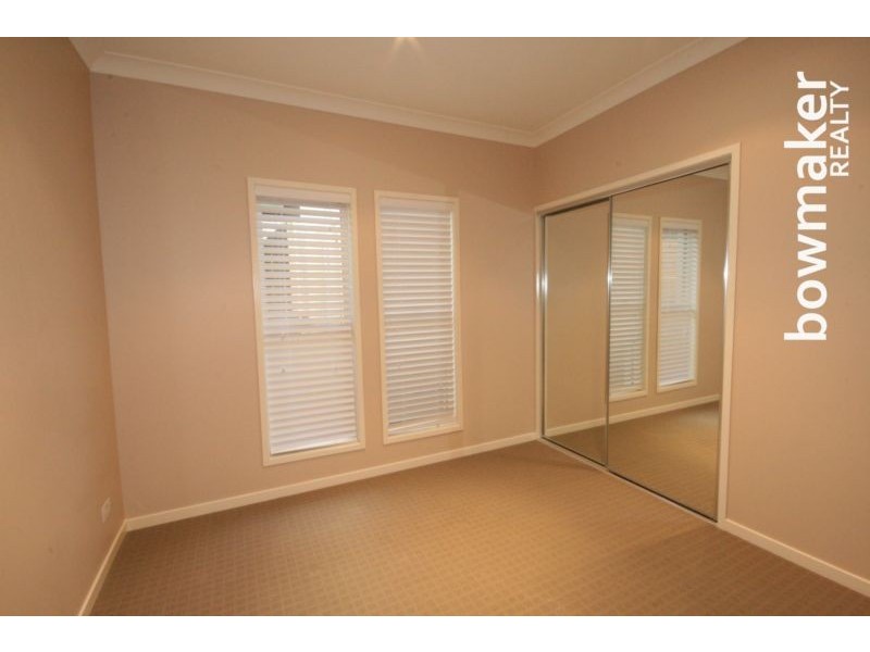 16 Elkington Circuit, North Lakes QLD 4509