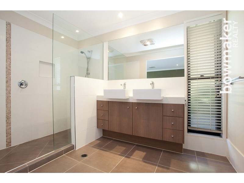 76 Elkington Circuit, North Lakes QLD 4509