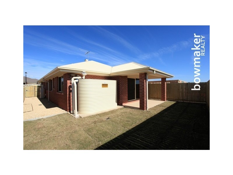 17 Cowen Terrace, North Lakes QLD 4509
