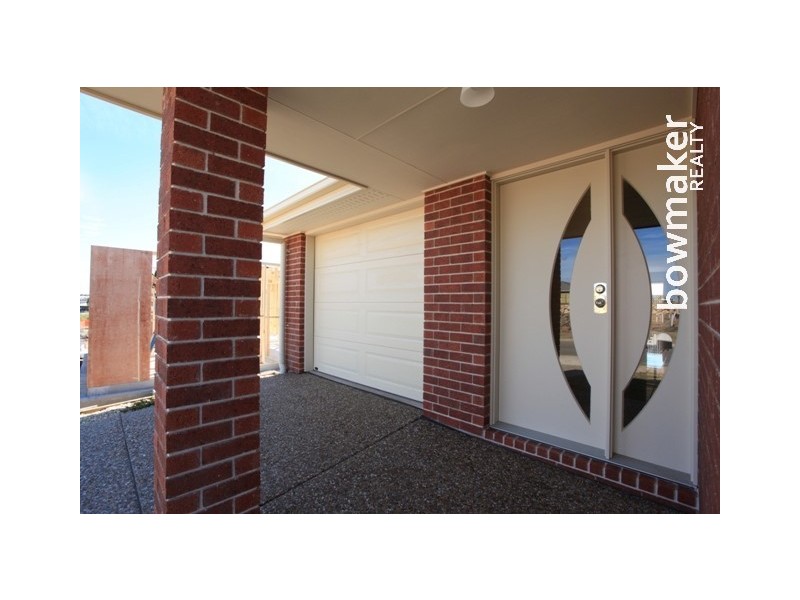 17 Cowen Terrace, North Lakes QLD 4509