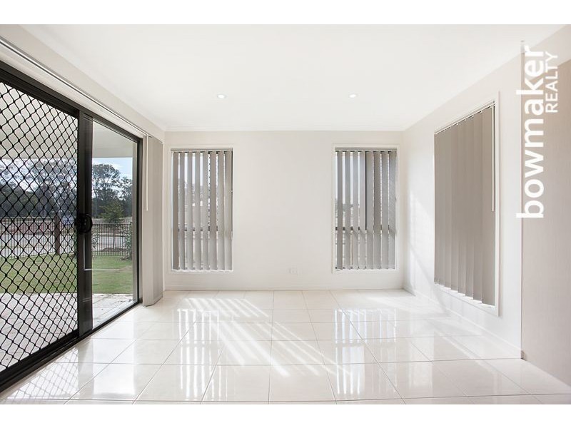 2/3 Apple Circuit, Griffin QLD 4503