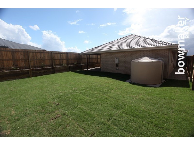 7 Williams Crescent, North Lakes QLD 4509
