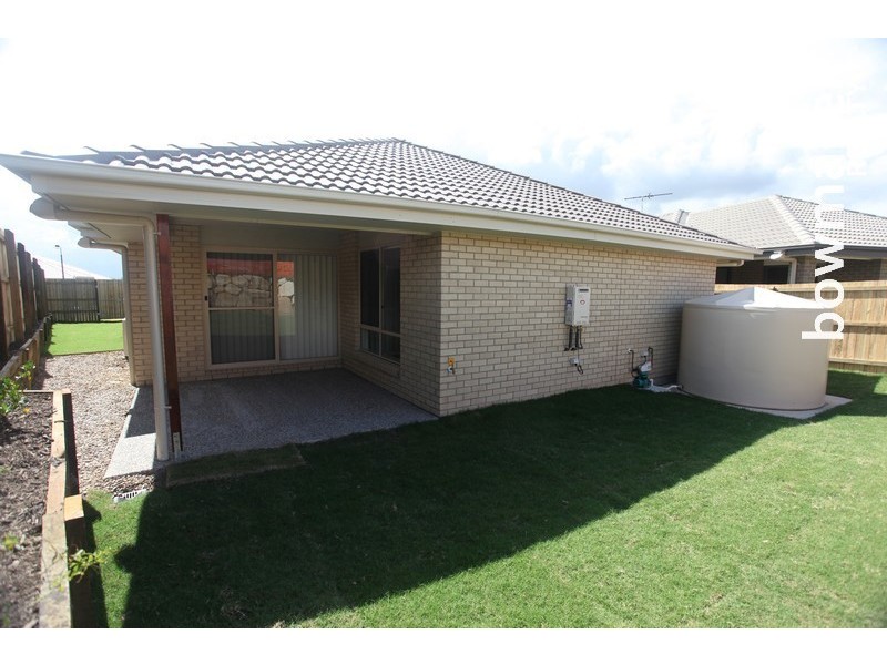 7 Williams Crescent, North Lakes QLD 4509