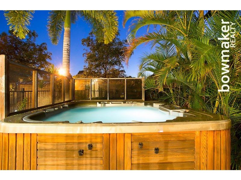 1 Kurrajong Circuit, North Lakes QLD 4509