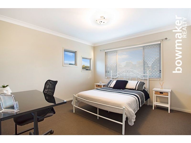 1 Kurrajong Circuit, North Lakes QLD 4509