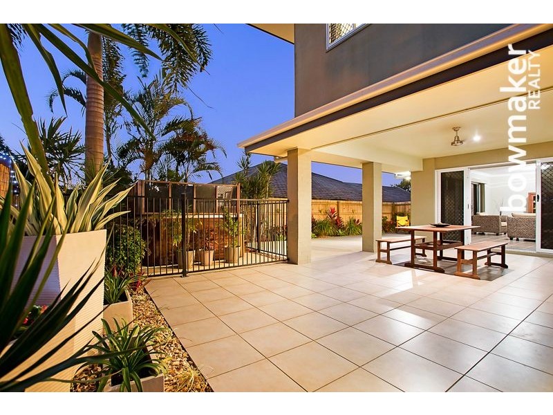 1 Kurrajong Circuit, North Lakes QLD 4509