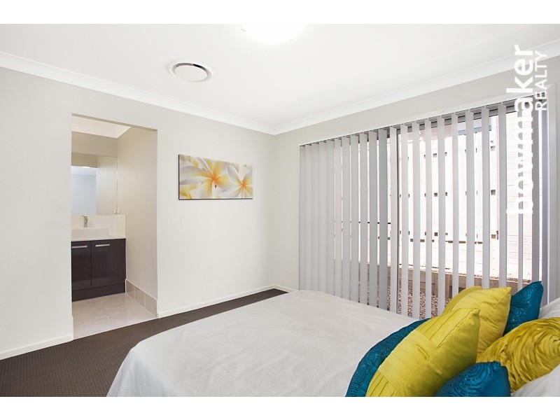 8 Vanilla Ave, Griffin QLD 4503