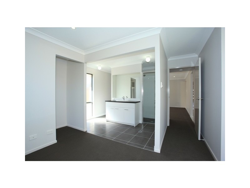 3 Bellenden Street, North Lakes QLD 4509