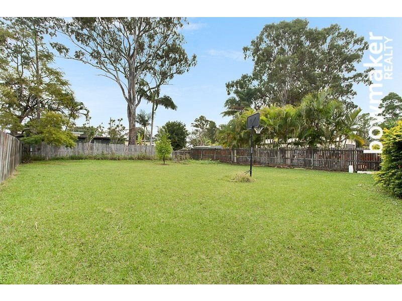 13 Glendon Court, Kallangur QLD 4503