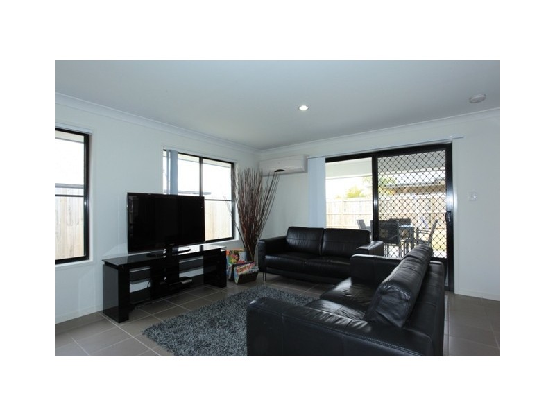 9 Sorrento Street, North Lakes QLD 4509