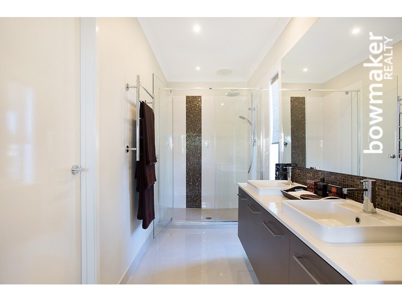 1 Sarabah Street, North Lakes QLD 4509