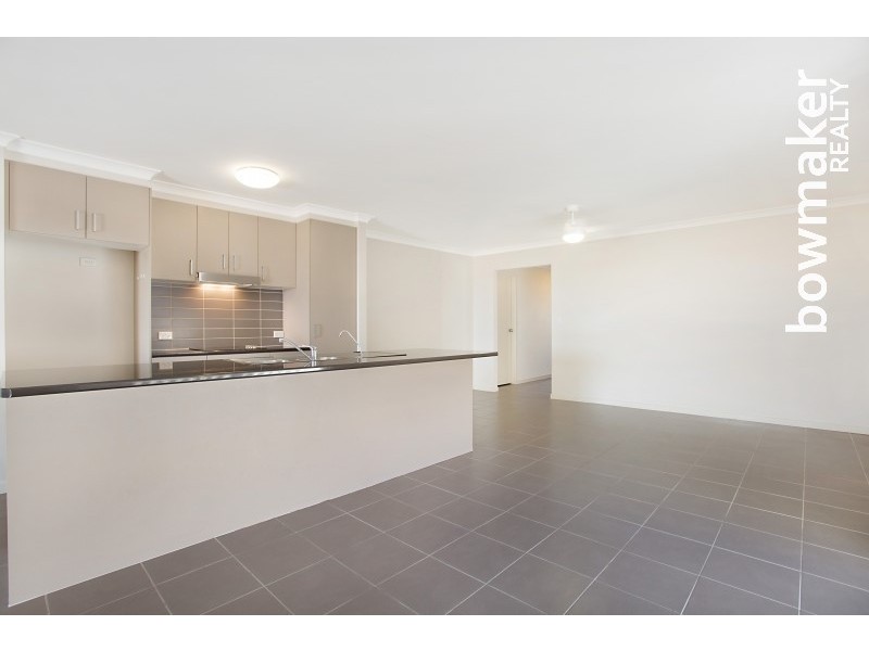 12 Williams Crescent, North Lakes QLD 4509