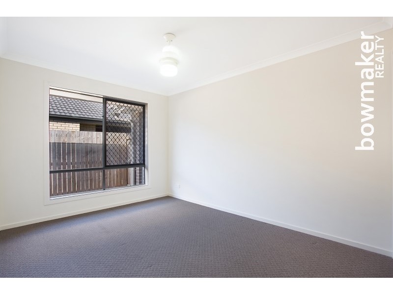 12 Williams Crescent, North Lakes QLD 4509