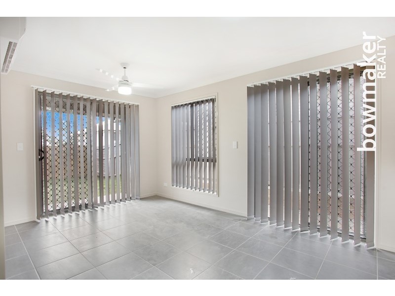 2/11 Mistral Crescent, Griffin QLD 4503