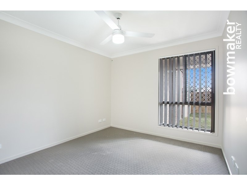 2/11 Mistral Crescent, Griffin QLD 4503