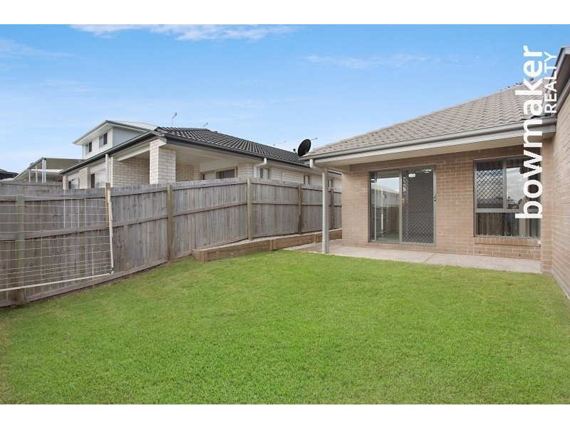 2/11 Mistral Crescent, Griffin QLD 4503