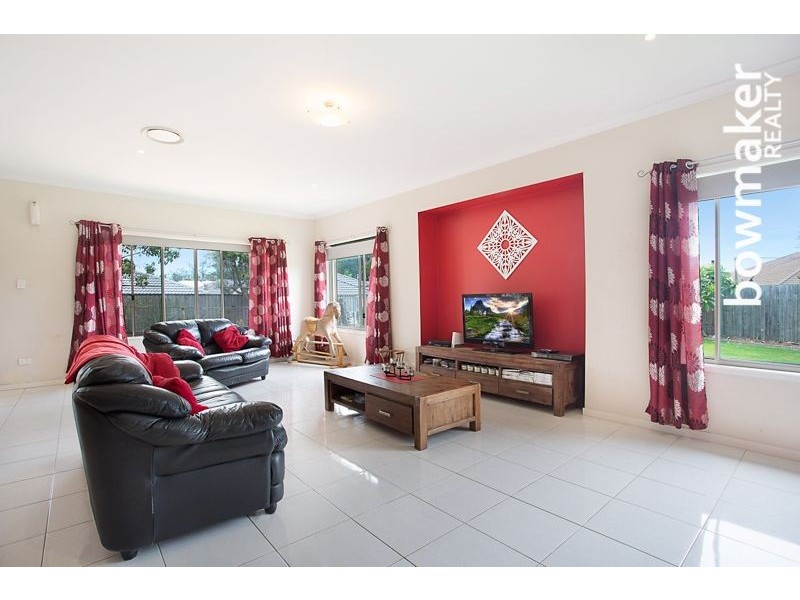8 Kangaroo Street, North Lakes QLD 4509