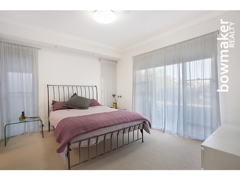 22 Thomson Close, North Lakes QLD 4509
