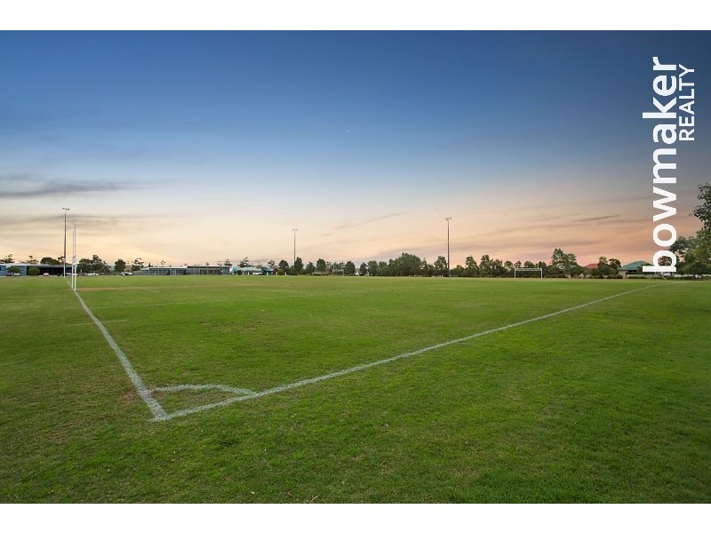 22 Thomson Close, North Lakes QLD 4509